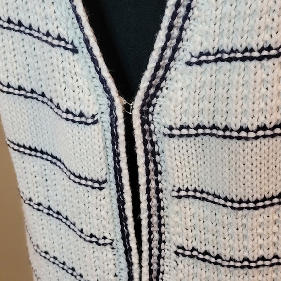 DEVOTED LUXURY APPAREL Knit Short Sleeved Cardigan, Size Medium - Picture 7 of 13